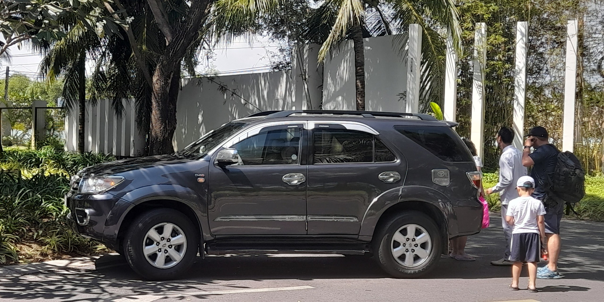 Thủ Tục Thuê Xe 7 Chỗ Tại TPHCM