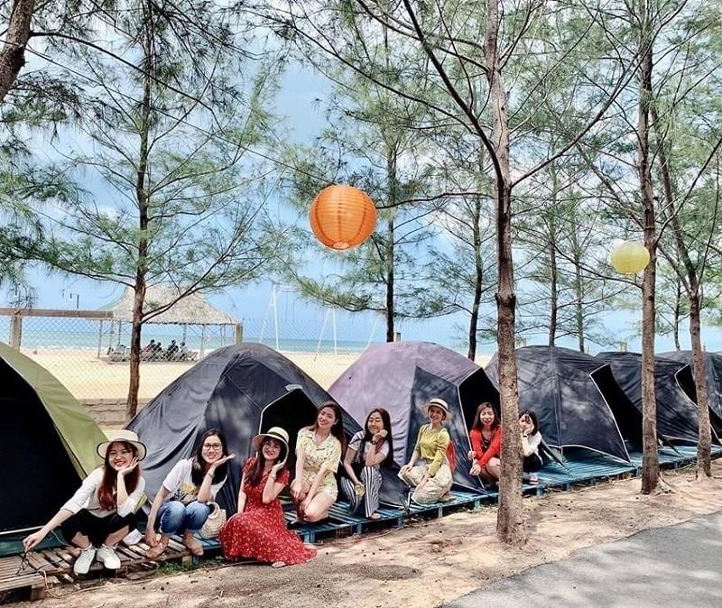 Khám Phá Trải Nghiệm Dịch Vụ Cắm Trại Hồ Cốc