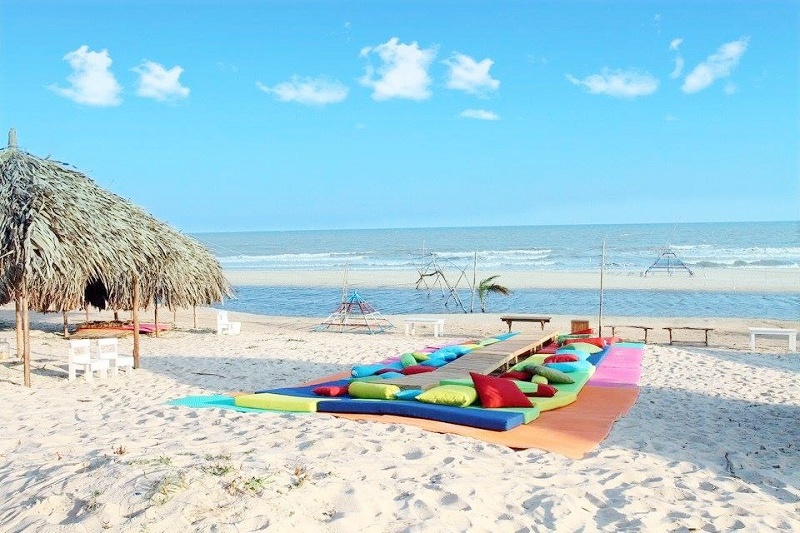Kinh Nghiệm Du Lịch Bãi Biển Suối Ồ - Bãi Biển Vừa Mặn Vừa Ngọt