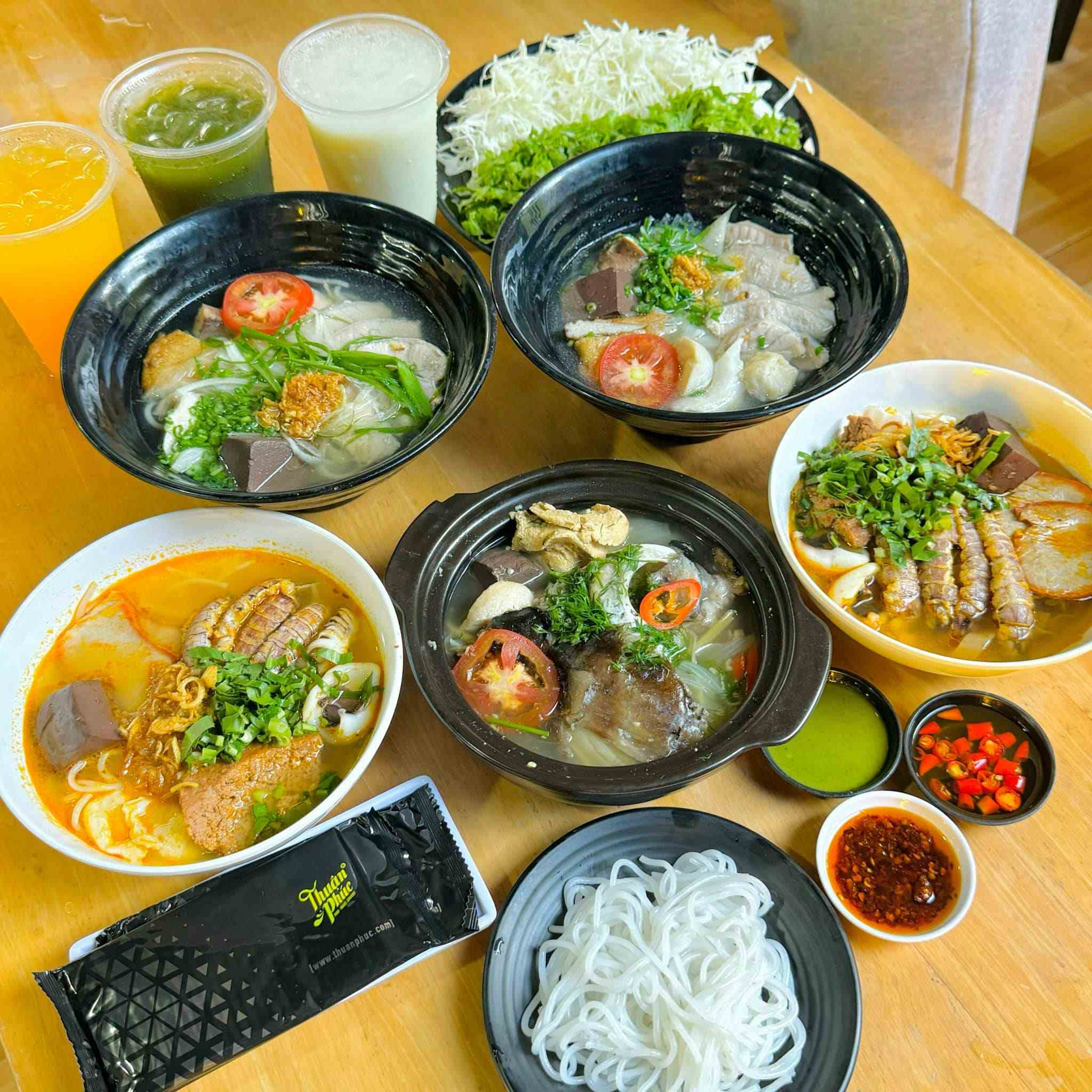 Ăn Gì Ở Vũng Tàu? Top 10 Món Đặc Sản Phải Thử Ít Nhất Một Lần