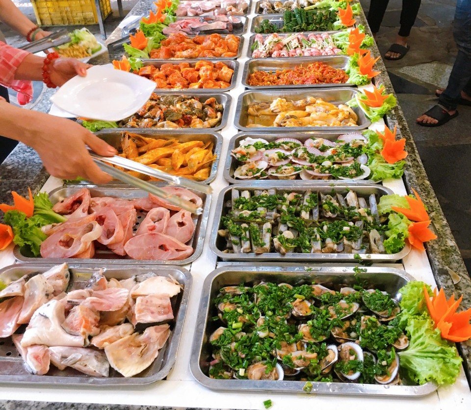 TOP 15+ NHÀ HÀNG BUFFET HẢI SẢN & NƯỚNG VŨNG TÀU NGON, NỔI TIẾNG NHẤT 2025